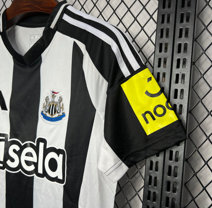 Newcastle United 2024/25 Home Fan