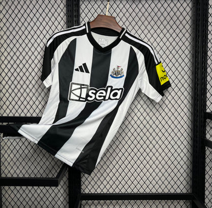 Newcastle United 2024/25 Home Fan